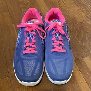 Nike Revolution Women’s running shoe size 10